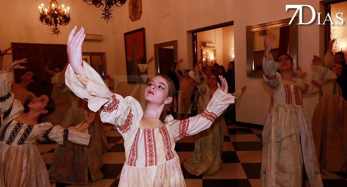 Jóvenes cacereños participan en las actividades del 8M: "Somos la voz del futuro"