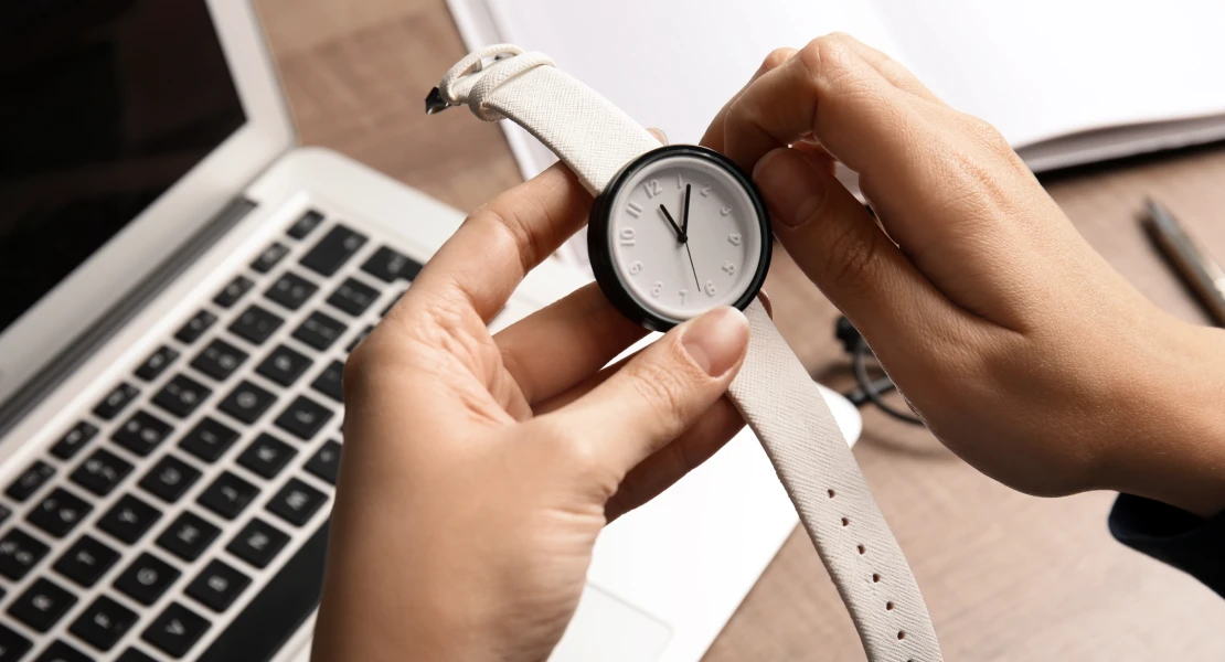 España se prepara para recibir el horario de verano: qué día cambia la hora