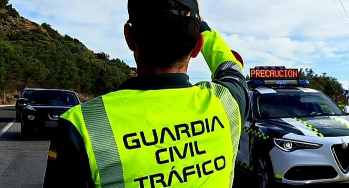 Un accidente en la EX-202 deja cuatro heridos, dos de ellos menores