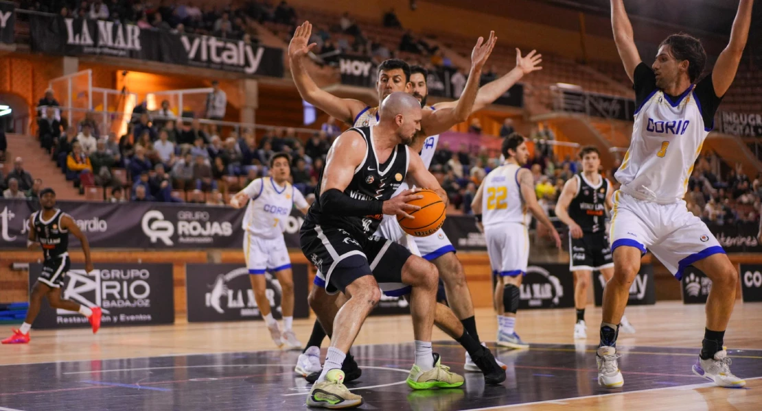 El BCB sigue imparable y es más líder aún tras vencer al Coria (81-65)