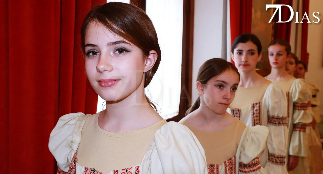 Jóvenes cacereños participan en las actividades del 8M: "Somos la voz del futuro"