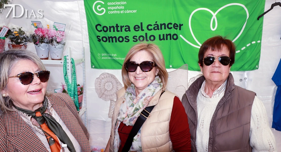 Aficionados de todas partes se unen en Villanueva del Fresno en busca del gurumelo