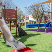 El Ayto. de Mérida abre nuevas áreas de juegos infantiles y áreas saludables en seis barriadas