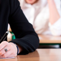 PIDE exige a Educación que aclare qué pasará con las oposiciones de maestros