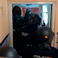 Desarticulan un punto de venta de droga ubicado en la zona del Peri: hay cinco detenidos