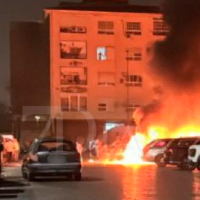 Se incendia un vehículo de madrugada en Badajoz