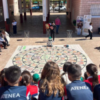Educación enseña a los jóvenes extremeños a elegir "lo de aquí", el comercio local