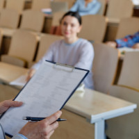 Quejas por la dificultad del examen para las oposiciones de Enfermería del SES