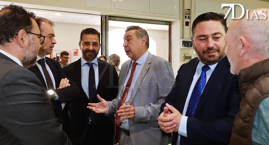 VINAC celebra una nueva edición en Almendralejo: lo mejor del vino, la aceituna y el cava