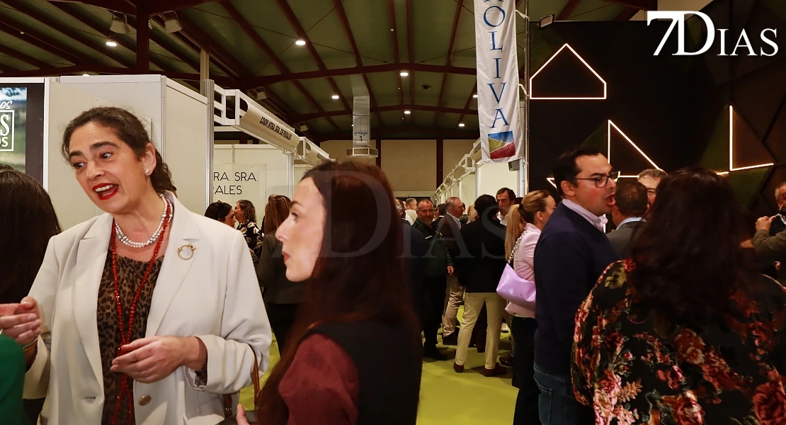 VINAC celebra una nueva edición en Almendralejo: lo mejor del vino, la aceituna y el cava