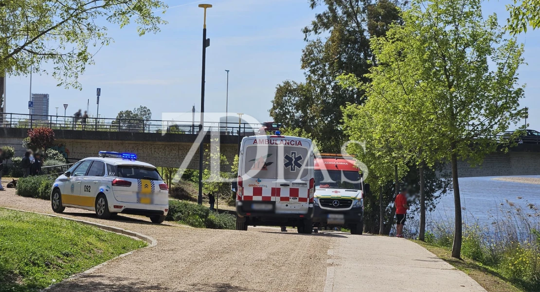 Imágenes del rescate en el río Guadiana la tarde del domingo