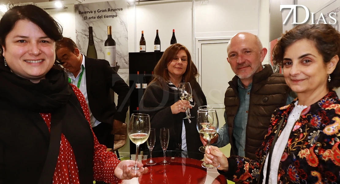VINAC celebra una nueva edición en Almendralejo: lo mejor del vino, la aceituna y el cava