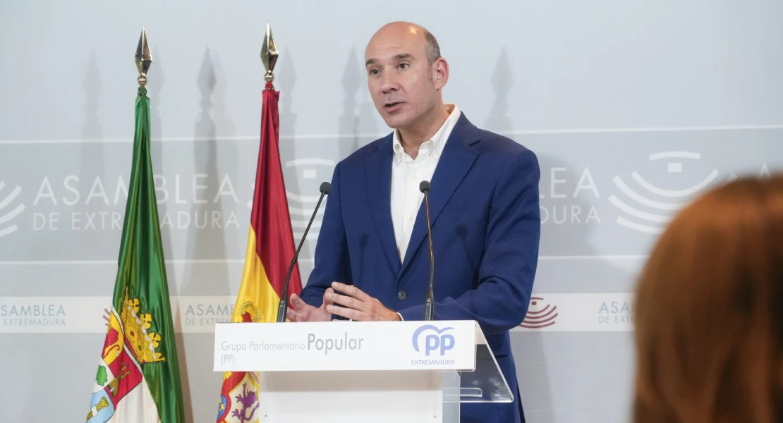 "Con María Guardiola la economía extremeña está al alza"