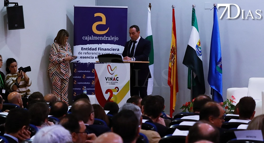 VINAC celebra una nueva edición en Almendralejo: lo mejor del vino, la aceituna y el cava