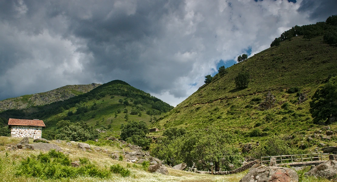 Alertas por lluvias y tormentas: consulta el tiempo para este jueves en Extremadura