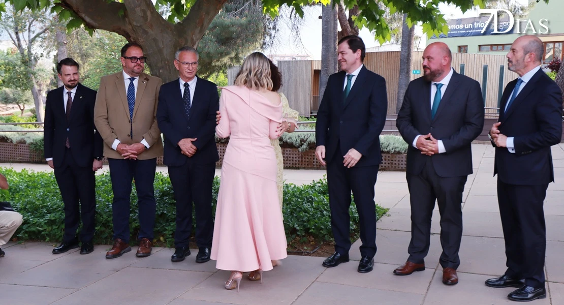 Guardiola toma posesión en Mérida: "Los derechos no son negociables"