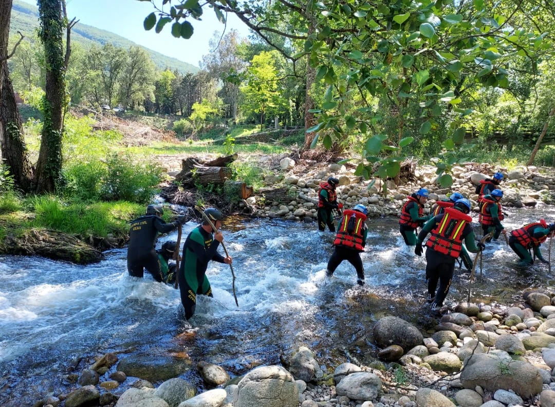 La Guardia Civil forma a sus GEAS como Policía Judicial subacuática
