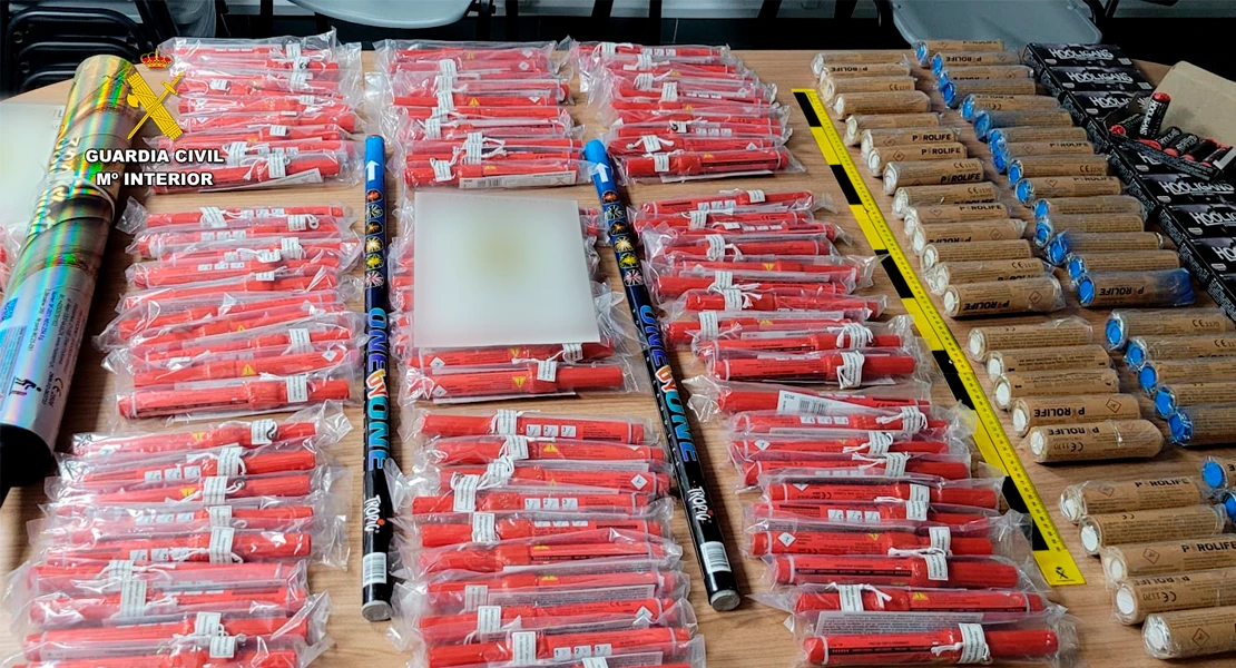 Más de 11 kilos de material pirotécnico en un vehículo de aficionados de la Real Sociedad