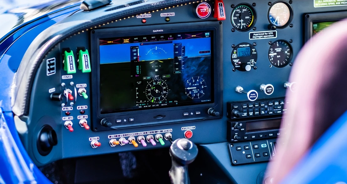 Una avioneta impacta contra el suelo cerca de Mérida