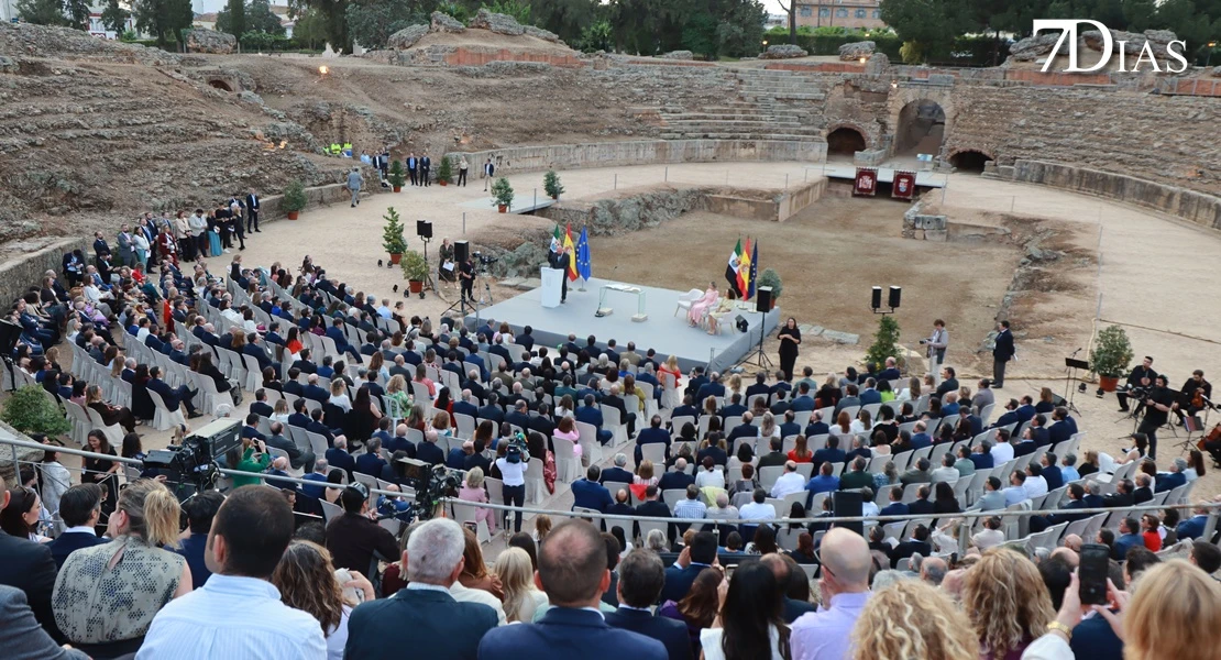 Guardiola toma posesión en Mérida: "Los derechos no son negociables"
