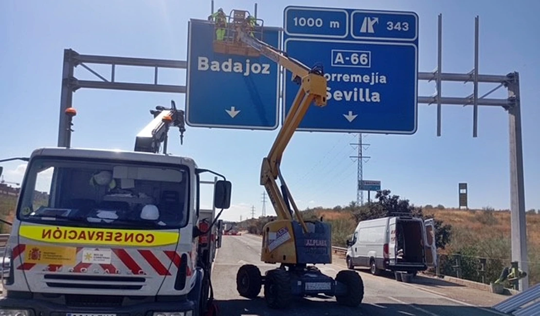 Inversión de 14,4 M€ para conservar 200 km de carreteras en Badajoz