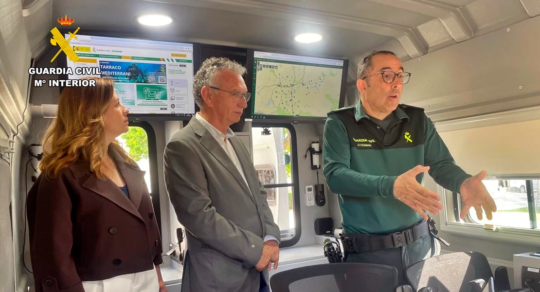 Así es la la nueva Oficina Móvil de Atención a la Ciudadanía en la provincia de Badajoz