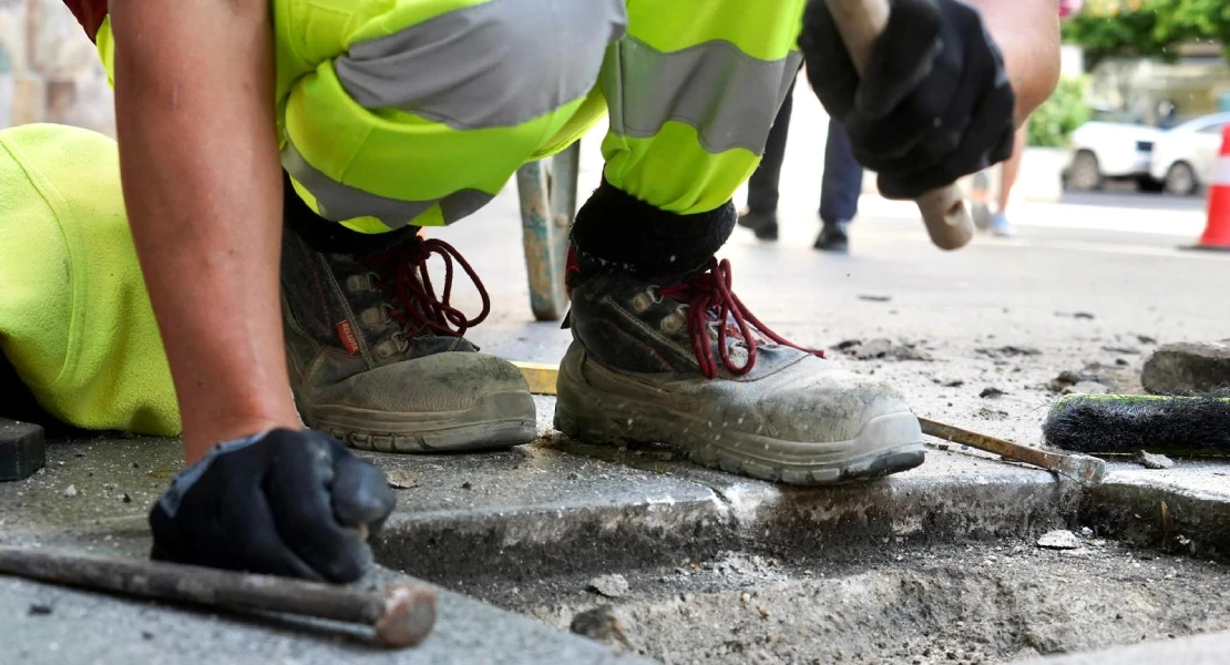 Badajoz pone en marcha su nuevo servicio de mantenimiento urbano