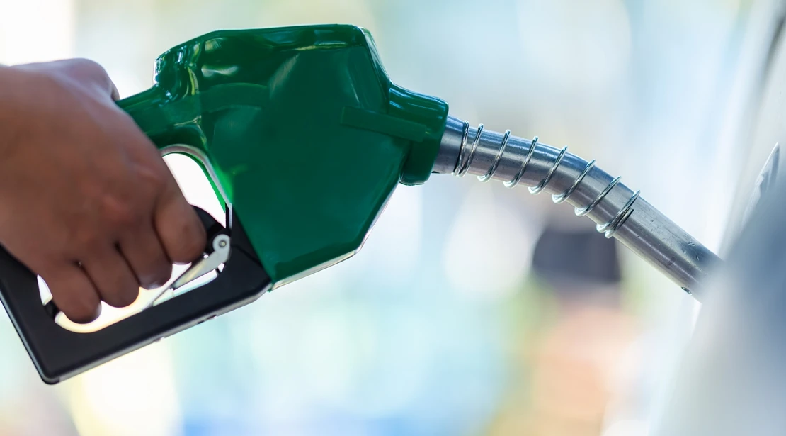 El precio de la gasolina continúa en bajada: consulta a cuánto está en Extremadura