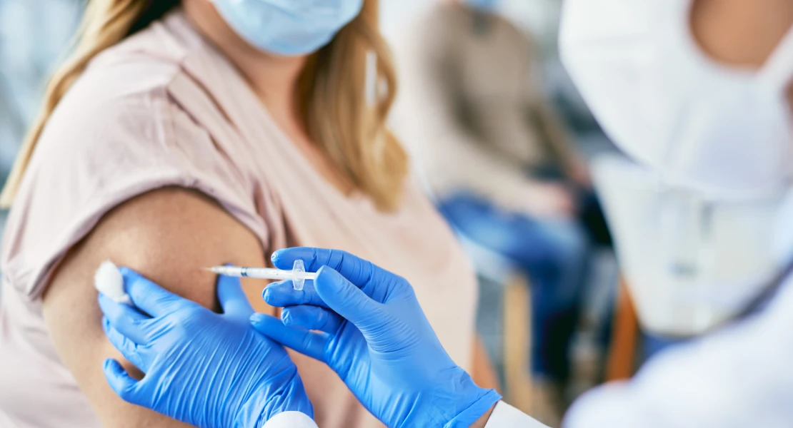 ESTUDIO: Asocian la vacunación y el covid con una alta frecuencia de alteraciones menstruales