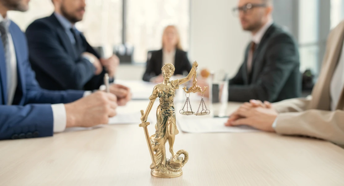 La mayor asociación de jueces planta cara al Gobierno tras sus críticas a la Justicia