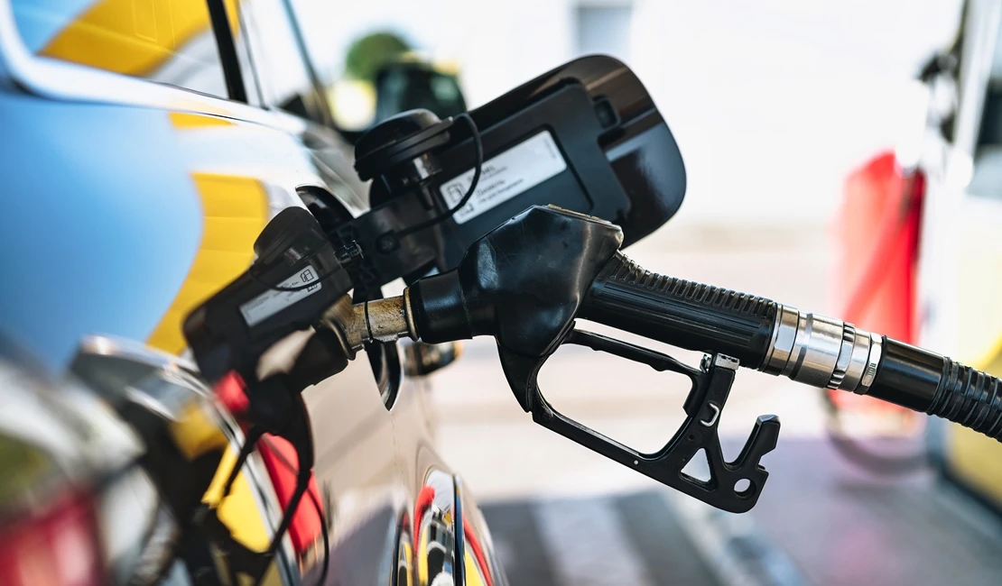 La gasolina desciende por debajo del precio previo al conflicto: consulta a cuánto está en Extremadura