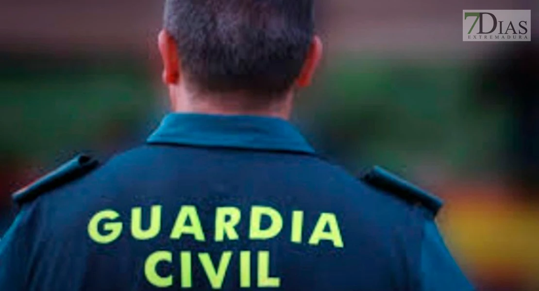 Roban joyas personales mediante el método del 'abrazo cariñoso' en Extremadura