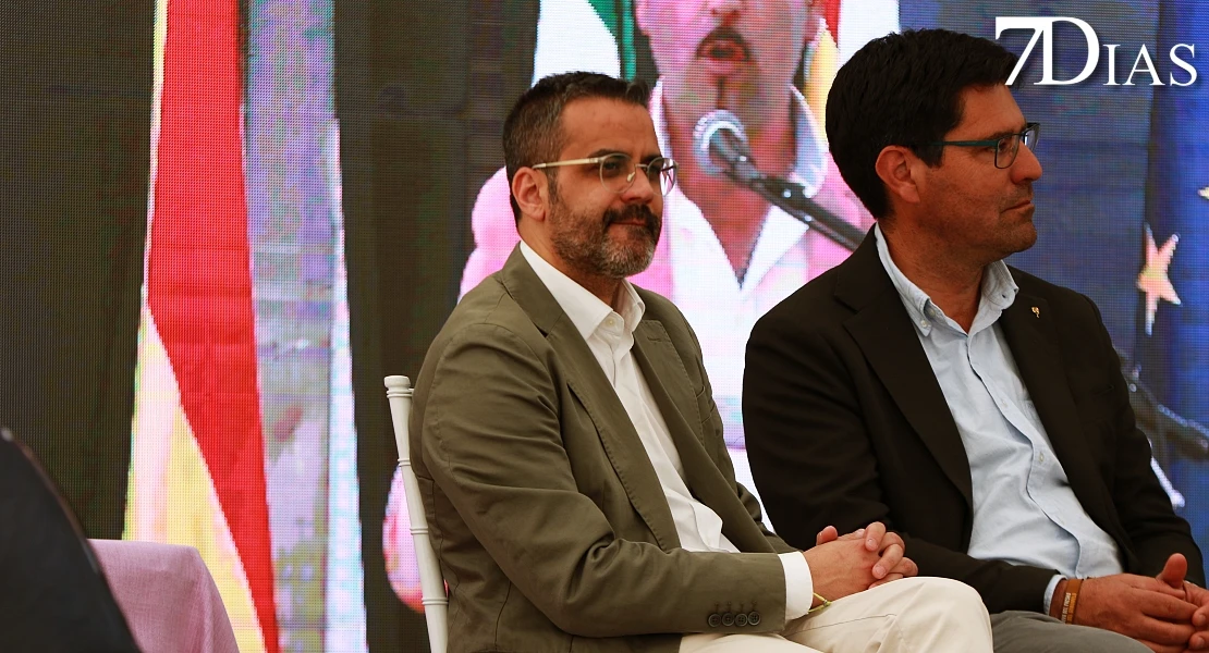 Del cerdo, hasta los andares: Barcarrota celebra su gran fiesta ibérica