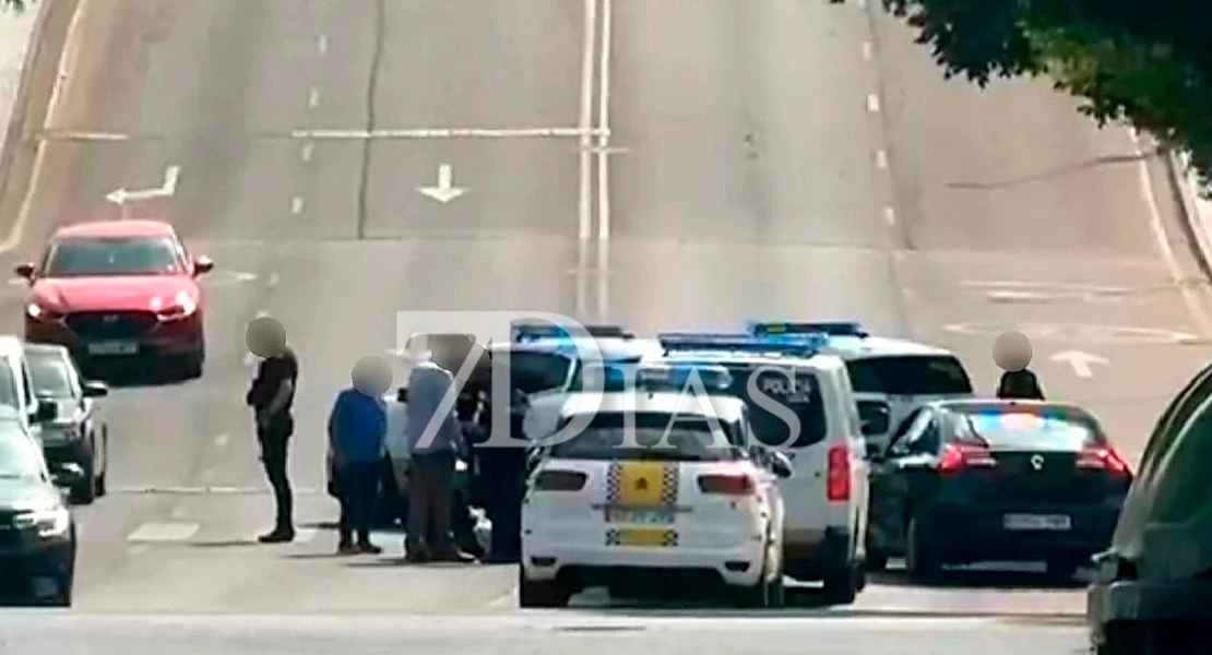 Atienden a una persona tras sufrir un desvanecimiento en las calles de Badajoz