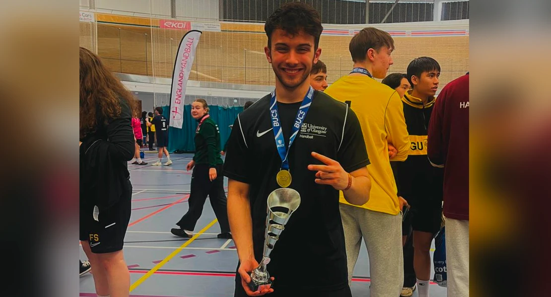 Un extremeño se convierte en el campeón de un trofeo universitario de balonmano de Reino Unido