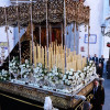 Las mejores imágenes de la salida de la Virgen de la Soledad de Badajoz