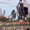 Los mejores planos de la procesión del miércoles en Badajoz: el Descendimiento y la Esperanza
