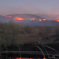 Extremadura lucha contra un incendio que ha arrasado ya 600 hectáras
