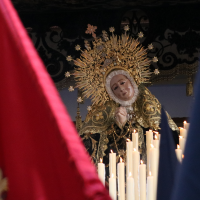 La Patrona de Badajoz, la Virgen de la Soledad, sale a las calles aclamada por todos los pacenses