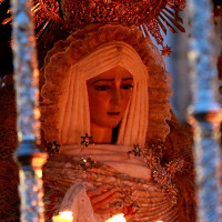 Los mejores planos de la procesión del miércoles en Badajoz: el Descendimiento y la Esperanza