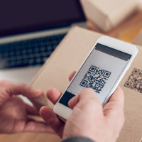 Cuidado con los QR trampa: esta opción de tu móvil puede librarte de sufrir una estafa