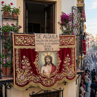 OPINIÓN | La Fe detrás de la valla: crónica de una Semana Santa que se paga o no se ve