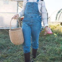 UED exige actuar ante la "doble desigualdad" que sufren las mujeres rurales en Extremadura