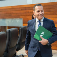 Óscar Fernández: “VOX asume su responsabilidad con lealtad y compromiso. No vamos a defraudar”