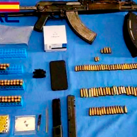 Incautan armas de guerra en las calles de Badajoz