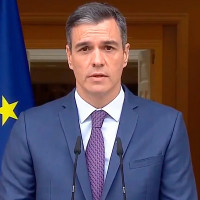 Pedro Sánchez califica de “racista” el pacto de PP y Vox en Extremadura