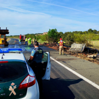 Vuelve a circular el tráfico por la A-66 tras el incendio de un camión