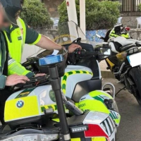 Se da a la fuga un motorista sin carné al encontrarse un control en Extremadura