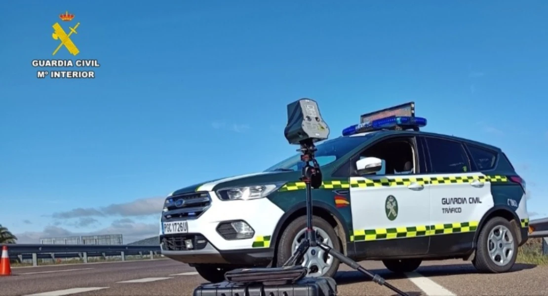 Pillado circulando a 235 km/h por la autovía en Extremadura