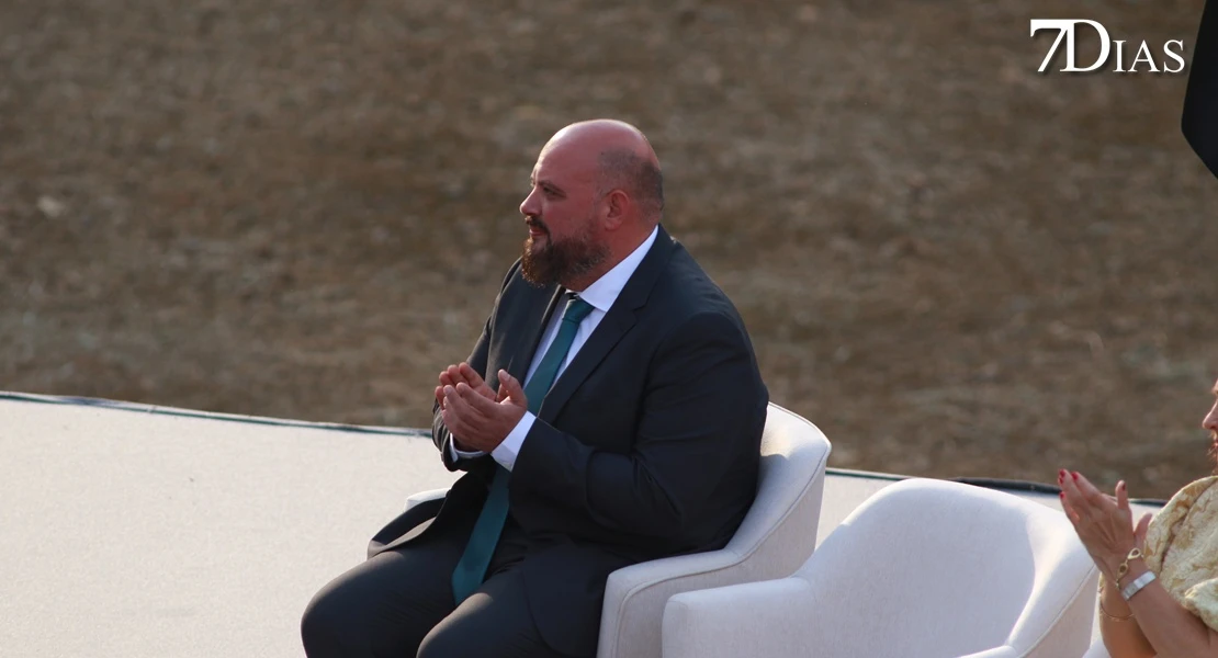 Guardiola toma posesión en Mérida: "Los derechos no son negociables"